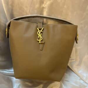 شنطه لويس فيتون