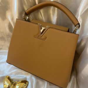 حقيبة لويس فيتون لون عسلي