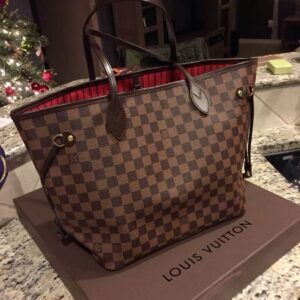 حقيبة لويس فيتون لون بني حجم كبير