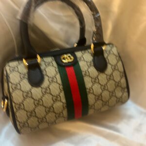 حقيبة لويس فيتون جديد لون اسود