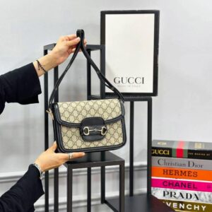 حقيبة عملية ورائعة مع حزام طويل