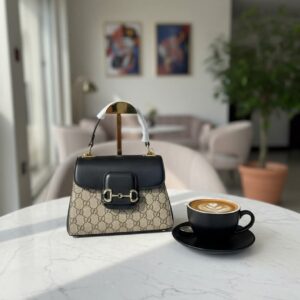 حقيبة جوتشي ترند جديد  مع علبتها