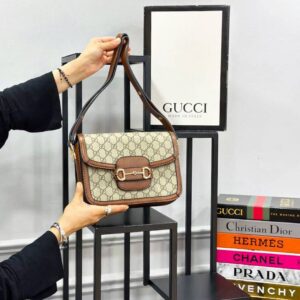 حقيبة عملية ورائعة  مع حزام طويل