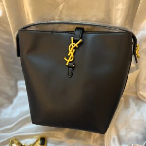 حقيبة سان لوران حجم كبير