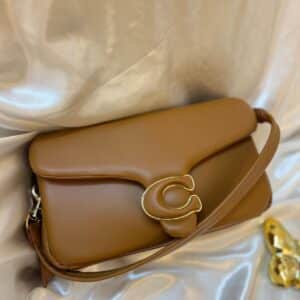 حقيبة كوتش حجم كبير