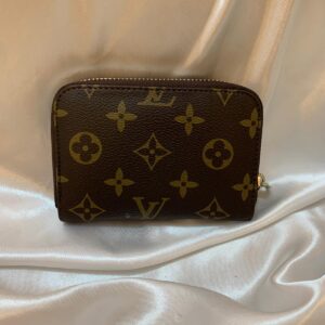 محفظة لويس فيتون لون بني حجم صغير
