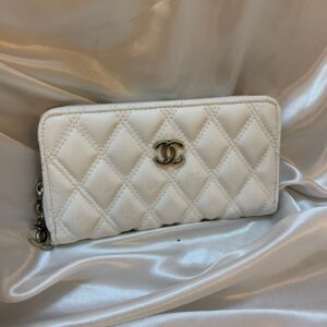 محفظة شانيل حجم كبير