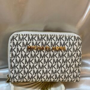 محفظة مايكل كورس