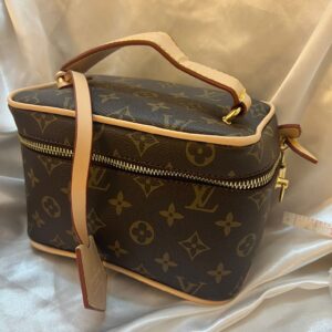 حقيبة مكياج  لويس فيتون