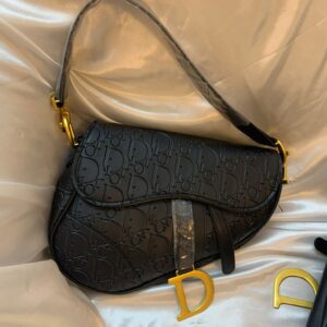 حقيبة ديور وسادل