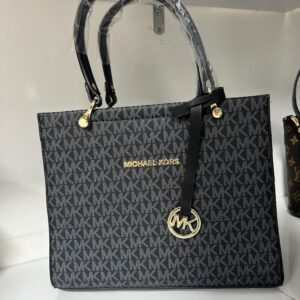 حقيبة مايكل كورس/ جديد