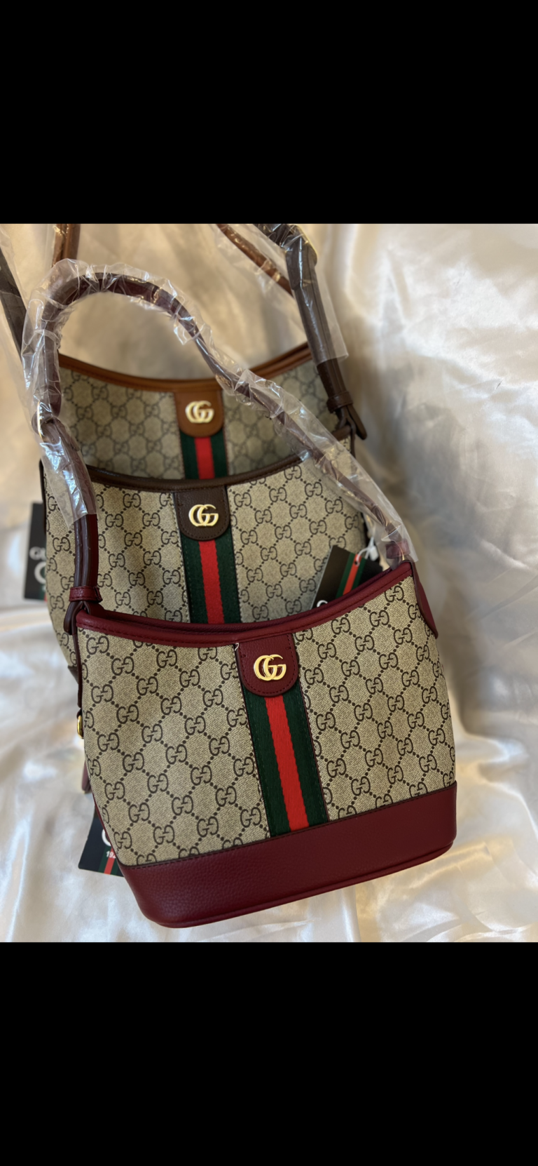 حقيبة جوتشي مع يد طويلة